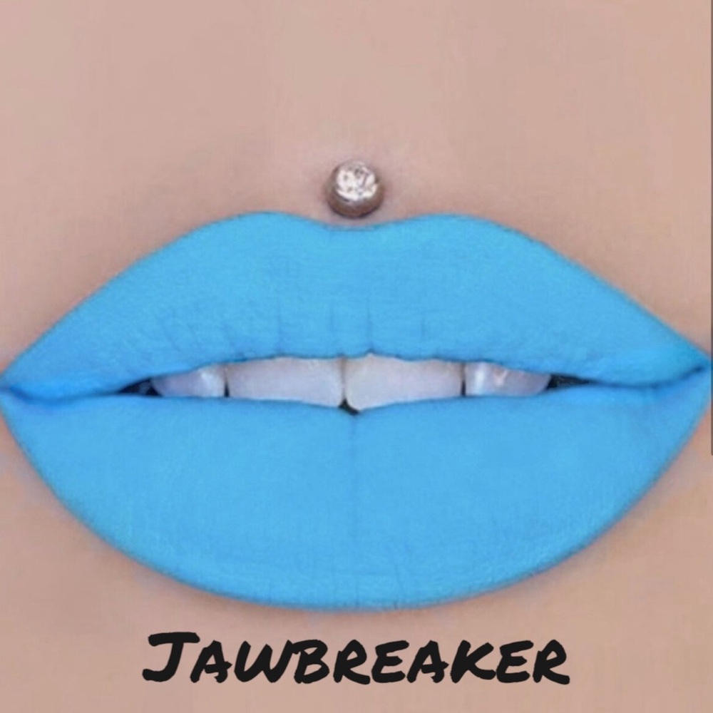 Jeffree Star Velvet Trap Lipstick in Jawbreaker